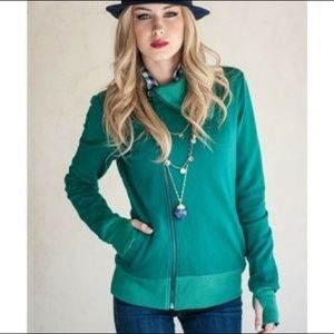 Evy’s Tree Lizzy Zip-up Sweatshirt in Pine Needle
